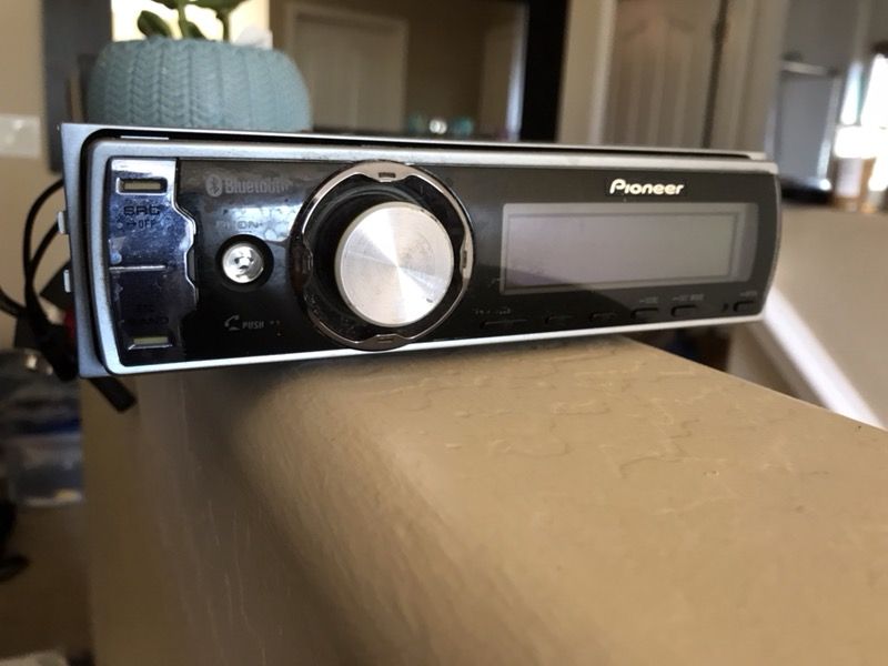 pioneer deh-p7900bt in dash w bluetooth