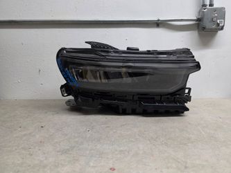 Right headlight jeep grand cherokee 2022 2023 2024