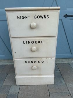 Small 3 Drawer Wooden Chest