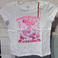 Girls Embellished Mermaid Graphic Tees with Short Sleeves $3.00 each (Two Available In Size M 7-8)