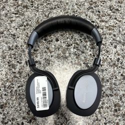Bowers & Wilkins Headphones