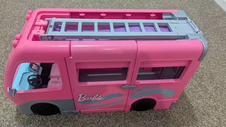 Barbie Camper van
