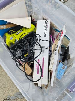 Free box of miscellaneous tools / house items