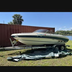 Sea Ray Boat