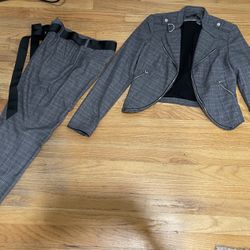 White House Black Market Suit Set Size 2 Grey Great Condition 