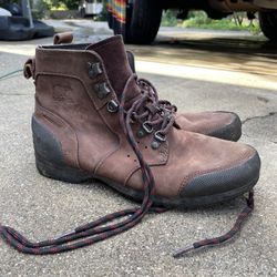 Men’s Waterproof  Brown Sorel Boots 9