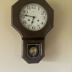 Daekor Wall Clock