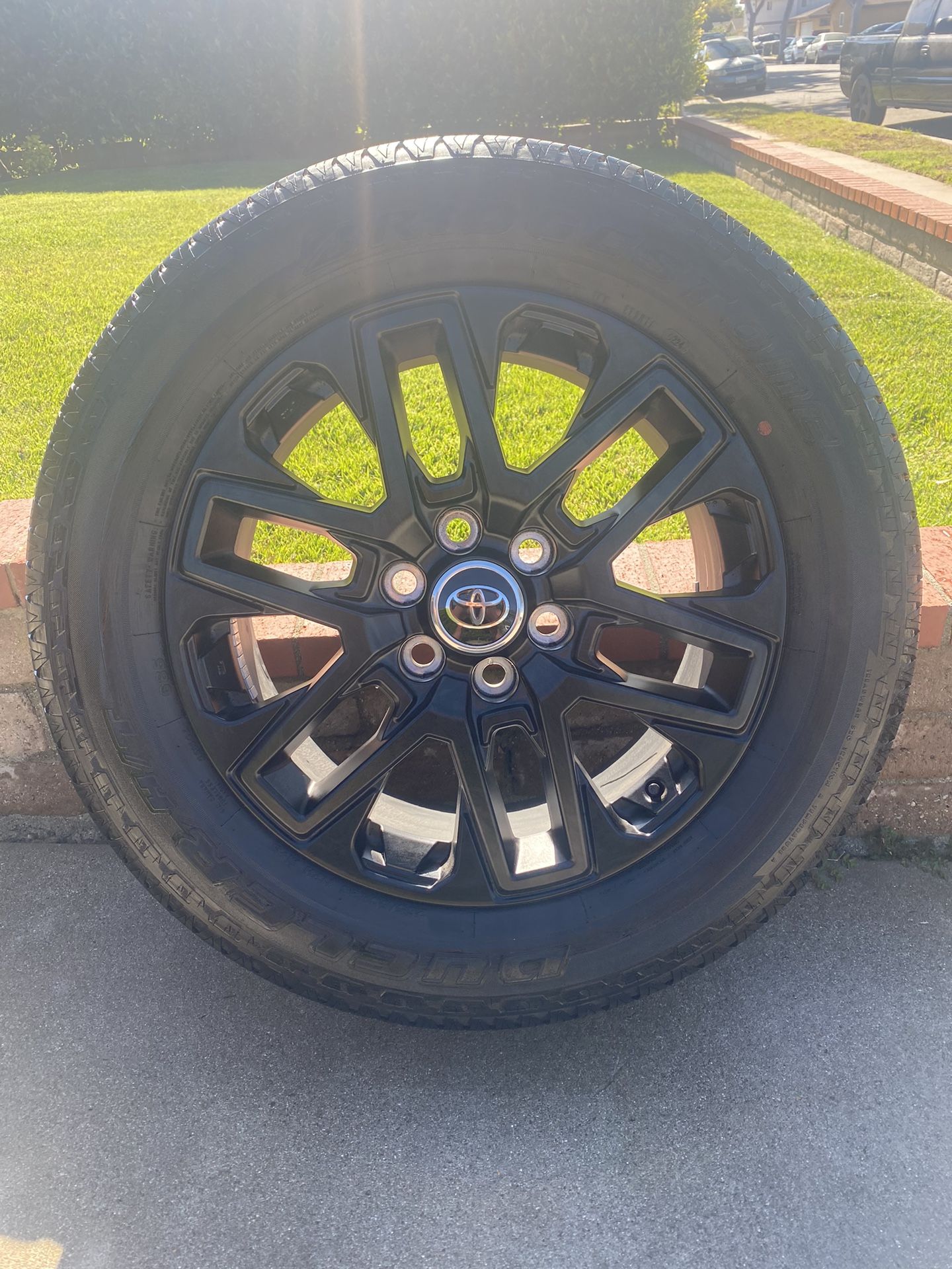 2024 Toyota Tundra Tires