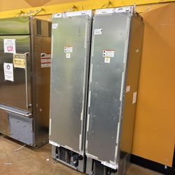 Built in Panel ready refrigerator Viking 42 inch wide 