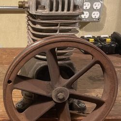 Air Compressor Pump 10 SCFM At 90 PSI