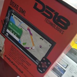 DS18 6.8 Car Stereo Touch Screen With Mirroring 