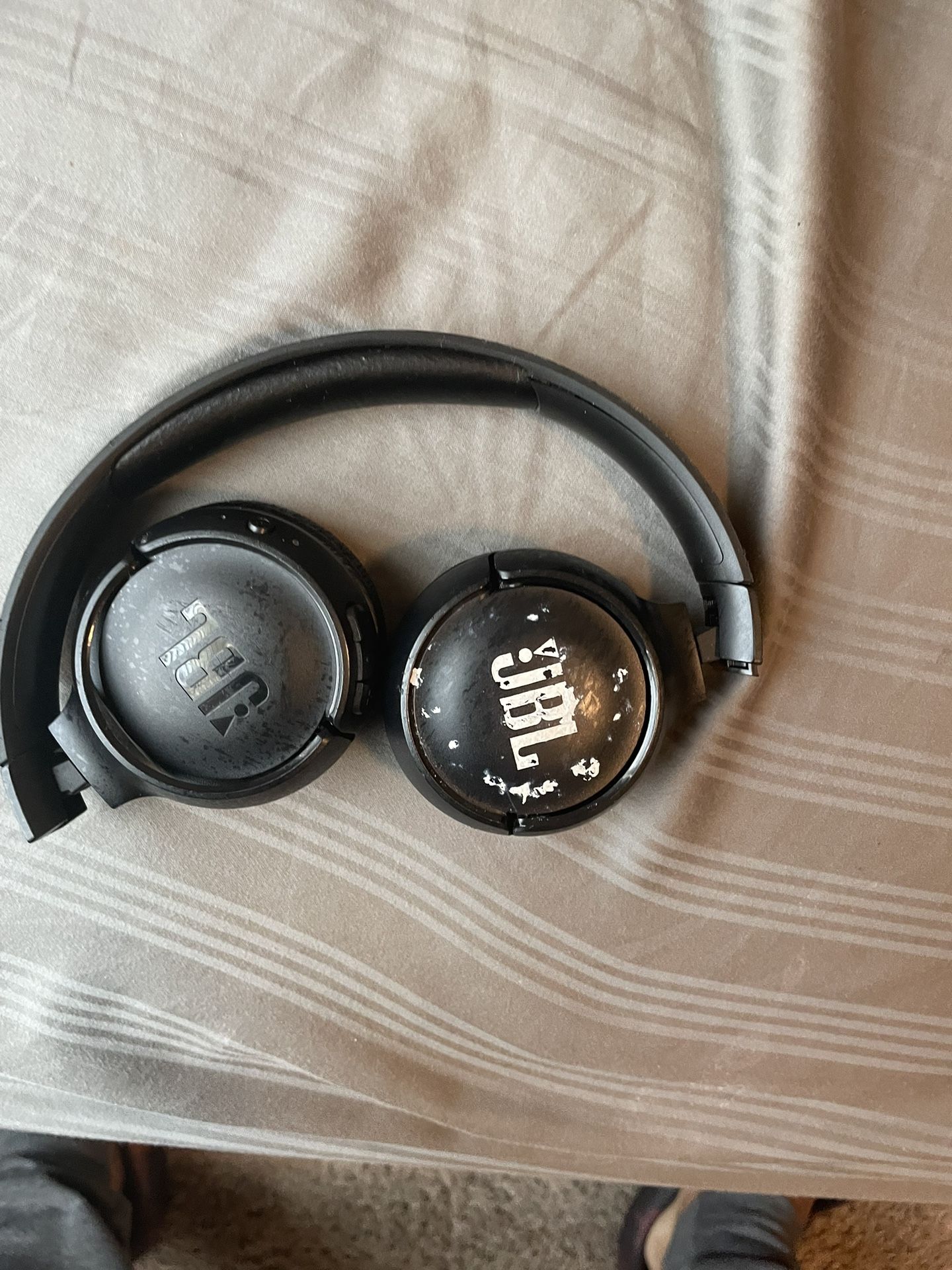 JBL Wireless Headphones