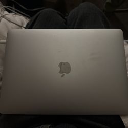 Apple MacBookPro 13”