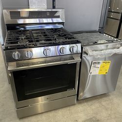 LG 2 Pc Bundle - 30” Gas InstaView Range & 24” 3 Tray dishwasher