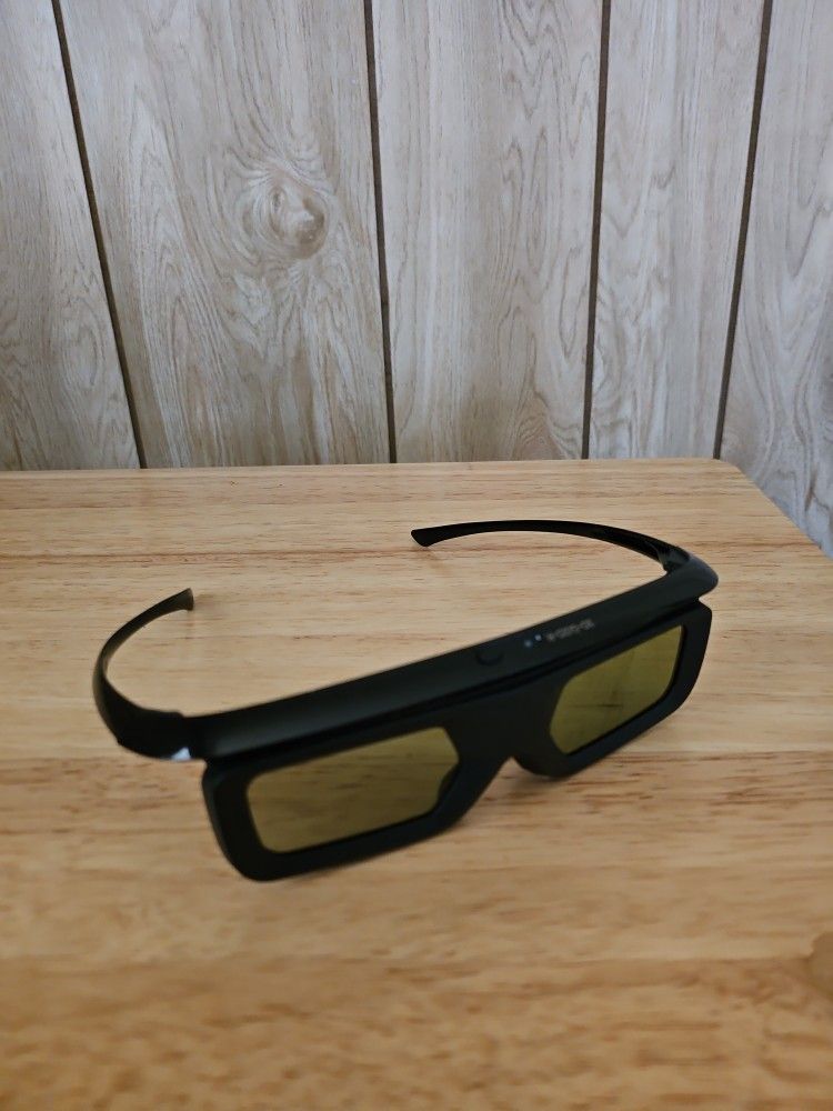 Sharp 3-D glasses