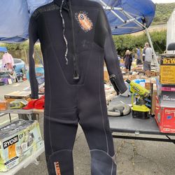 Wetsuit 