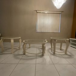 Coffee Table with 2 night Stands 