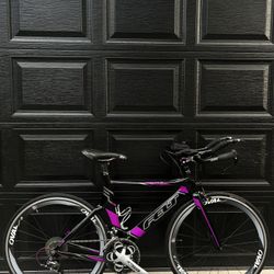 Felt B16 Triathlon Full Carbon Bike 