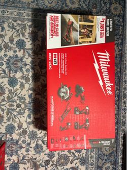 Milwaukee m18 6 piece tool set
