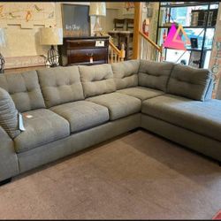 Maier Charcoal RAF Sectional / couch 849
