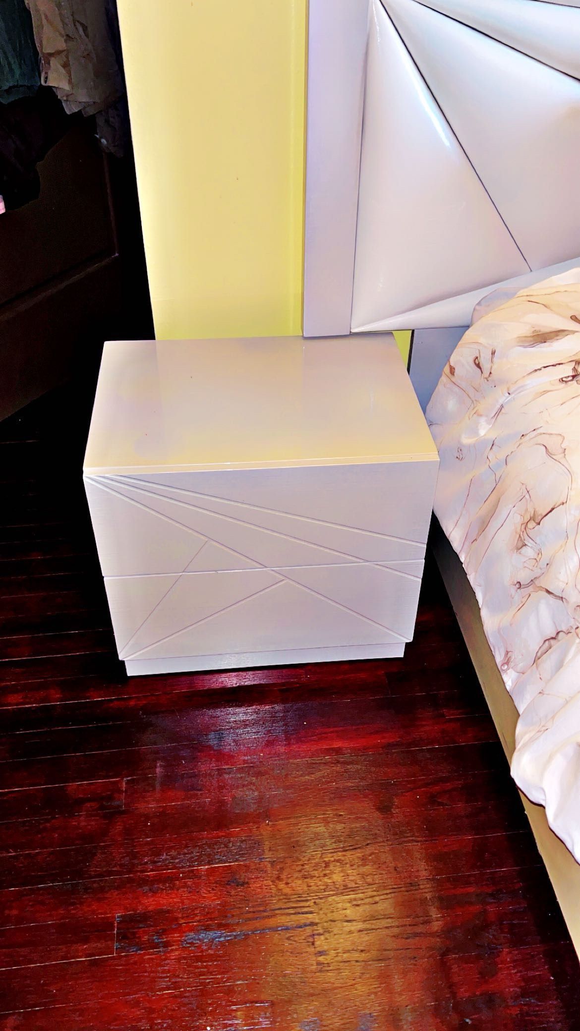 Bedroom set