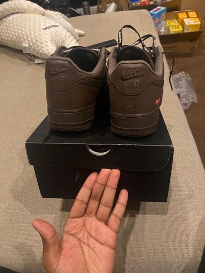Supreme 1s Got White And Brown