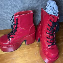 Demonia Red Platforms Camel 203 Size 8