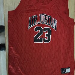 Kids Jordan Jersey 6-7yr