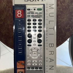 Sony RM-VL600 8-Device Universal Learning Remote Control New Open Package
