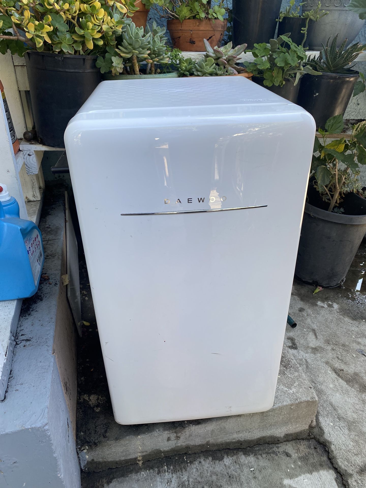 Daewoo Mini Fridge