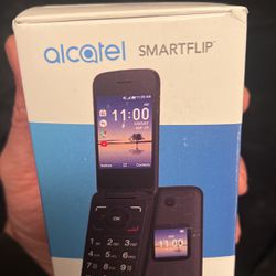 AT&T Alcatel, 4GB, Black - Prepaid SmartFlip Phone 