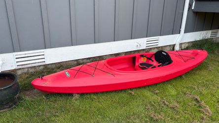 10’ Kayak & accessories
