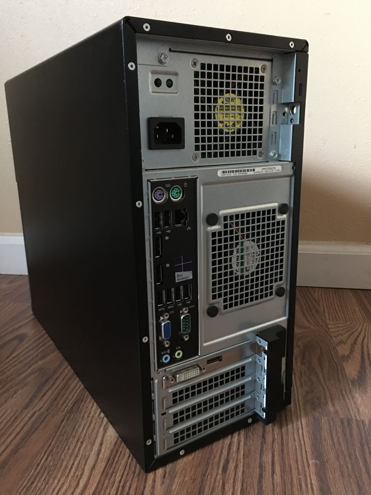 Dell Computer Desktop - Windows 11 with License