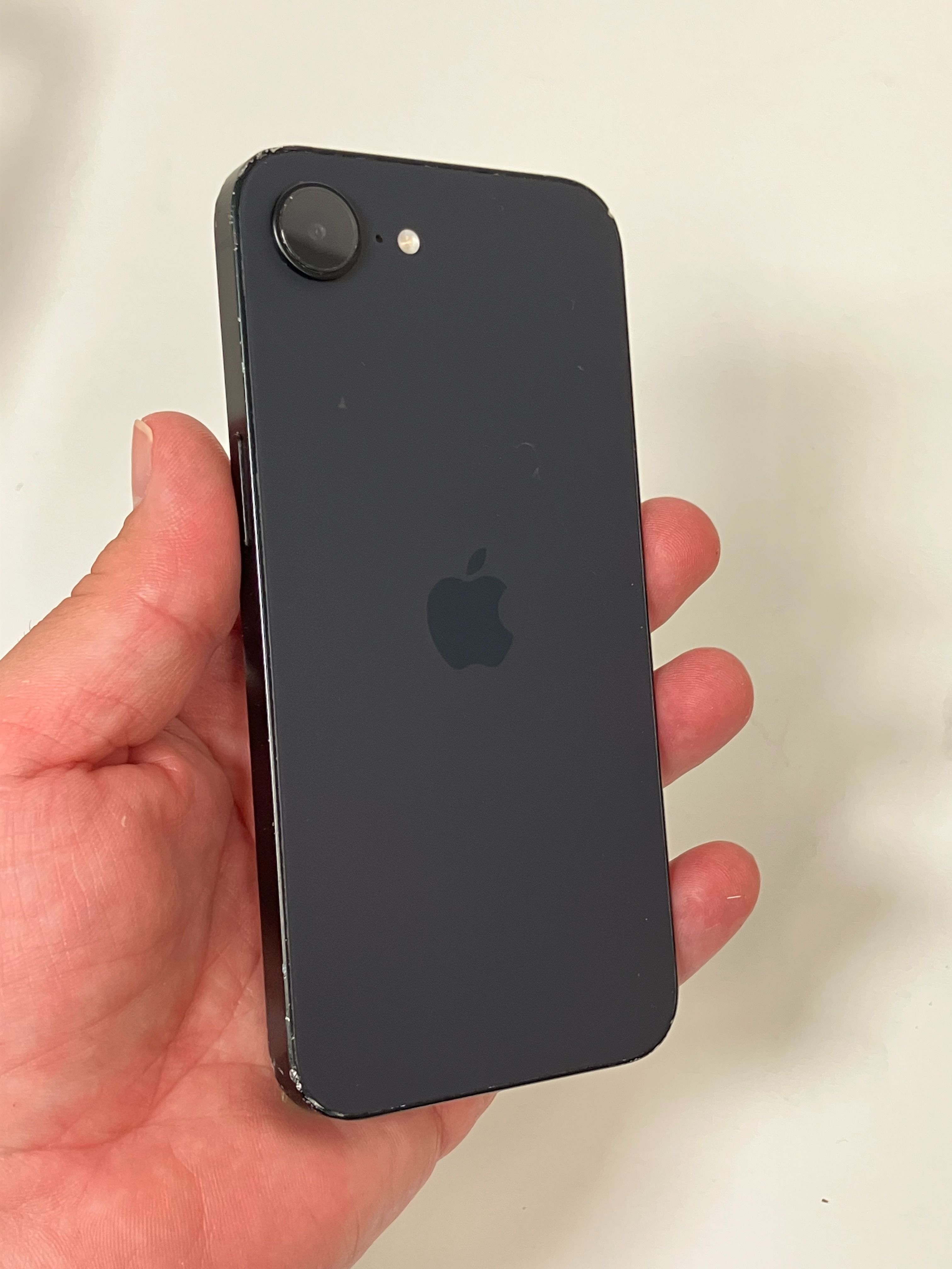 iPhone 16e - Unlocked - 128GB