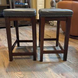 24 Inch Barstools