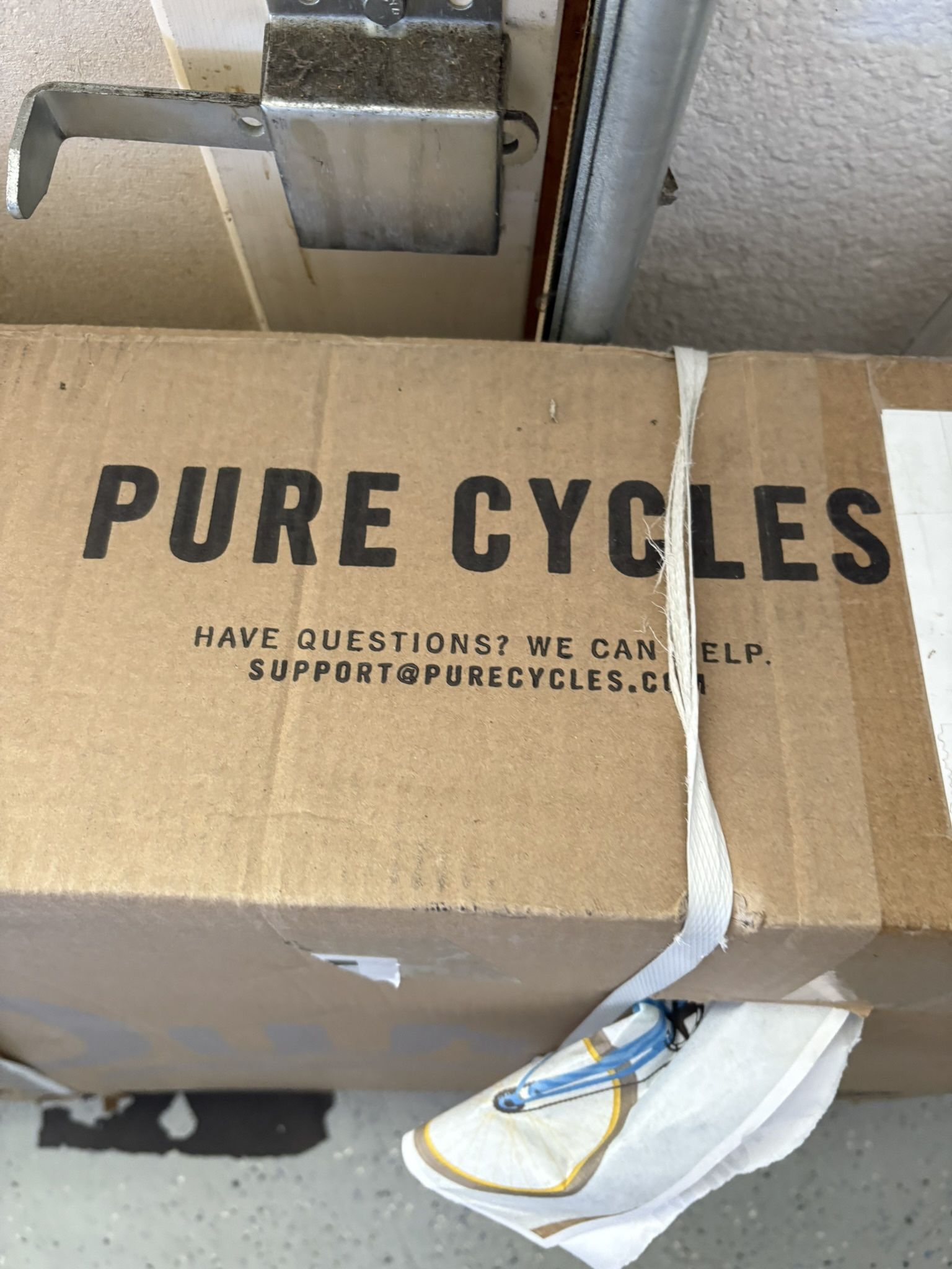 Brand New Pure Cycles Beach Cruiser Bicycle Golden Road Brewing