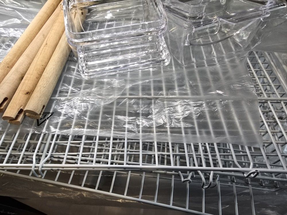 Tall Bird Cage Prevue Hendryx ECONO1818H cockatiel cage