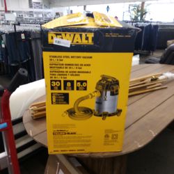 DeWalt 8gallon