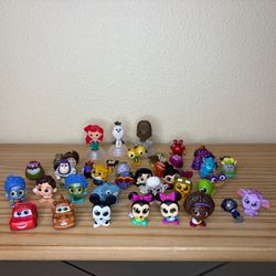 Disney mini figure set