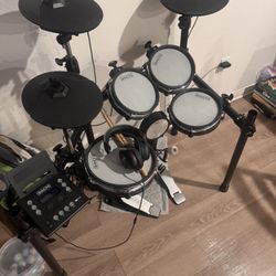 Simmons Electronic Drum Kit