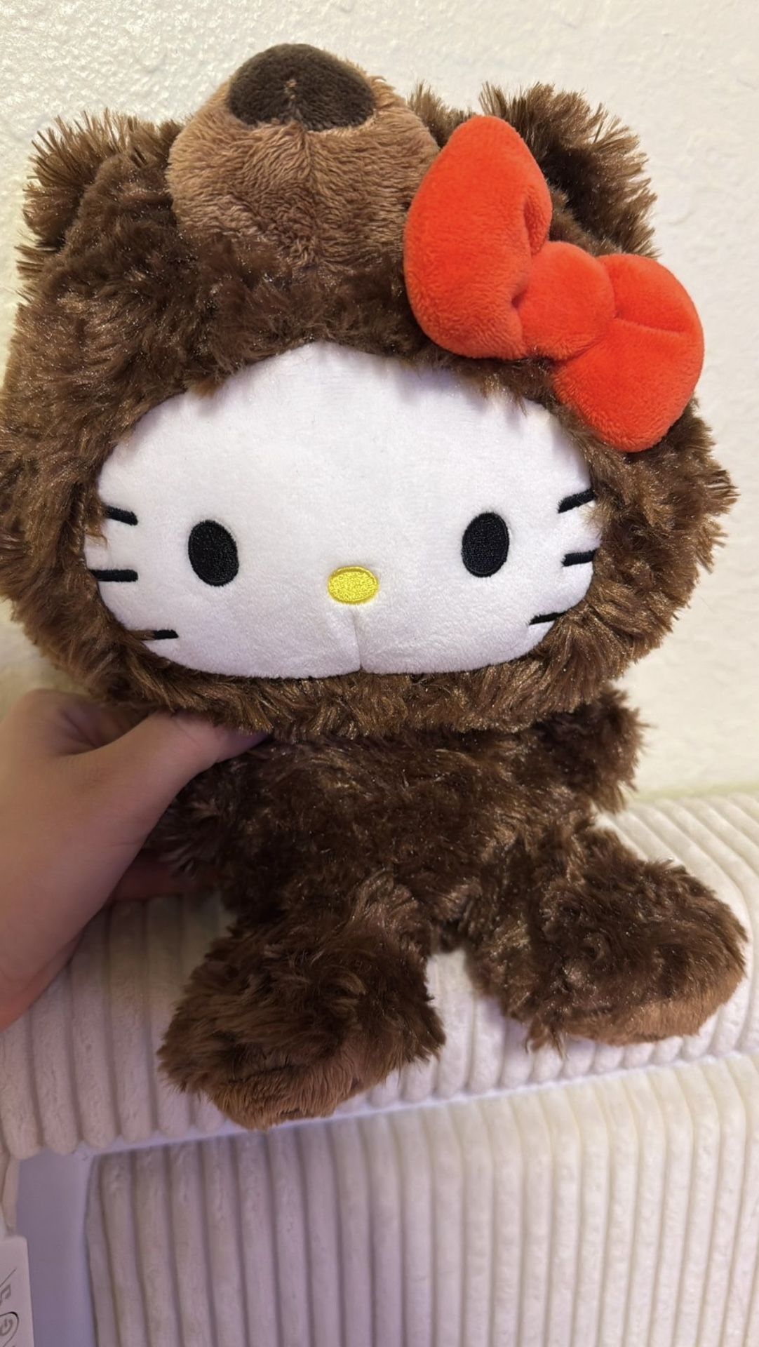 HELLOKITTY PLUSHIE