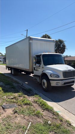 Box truck moving help with team
