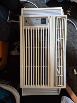 Artic king ( 8000 BTU ) window A/C unit w/side skirts