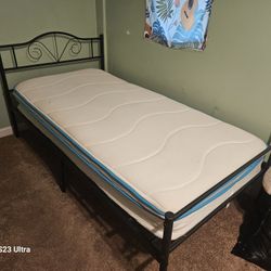 Twin size bed with mattress $80 OR BEST OFFER 