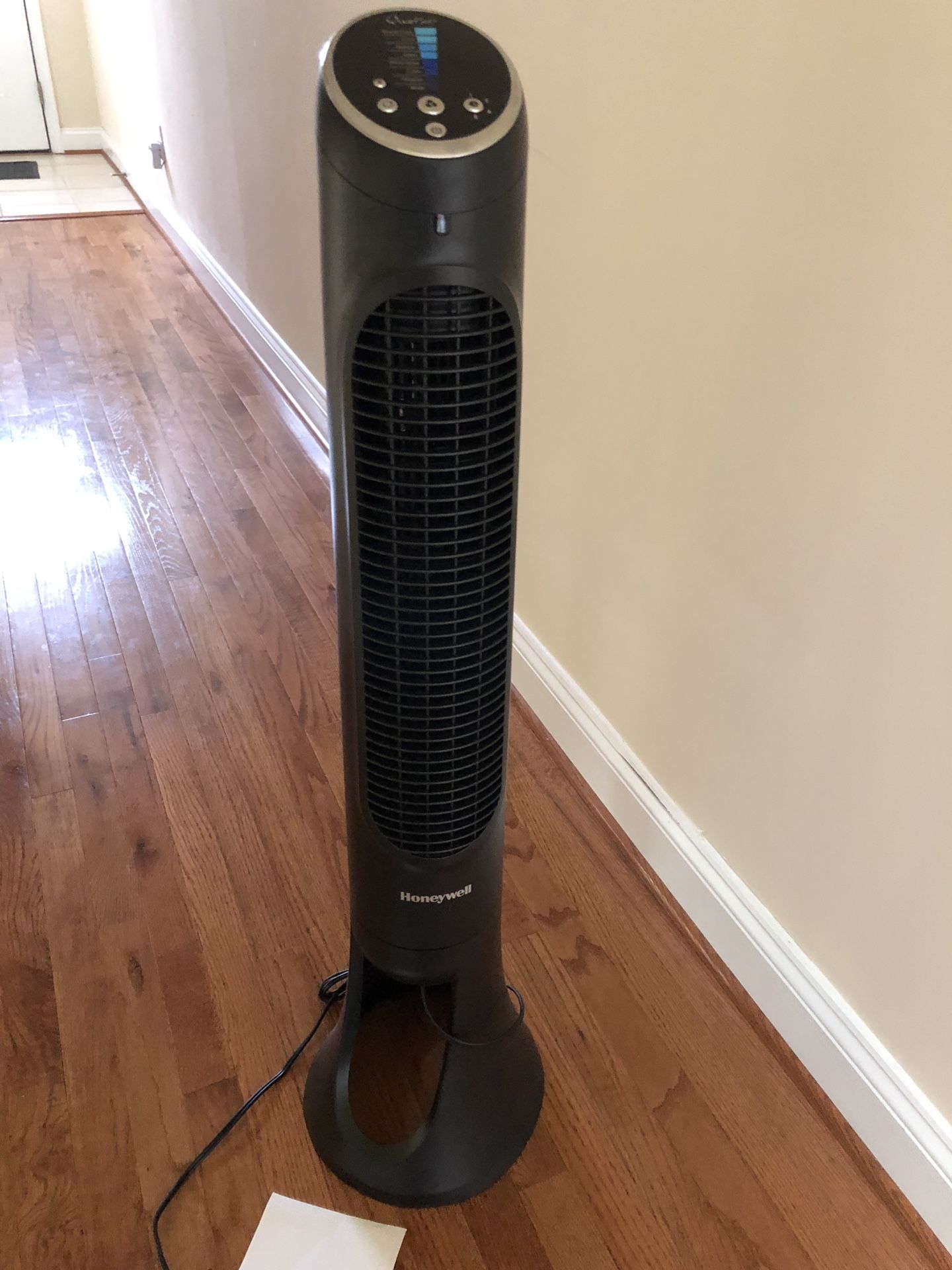 Honeywell Whole Room Tower Fan