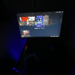 SELING PC KEYBOARD AND MONITOR 