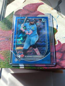 Vladimir Guerrero Jr 2025 Bowman Chrome Blue 🔵 Wave 🌊 #27 /150 **Offers Accepted**