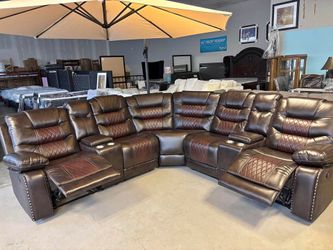 TWO-TONE OVERSIZED RECLINER SECTIONAL SOFA