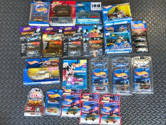 Vintage Lot Hot Wheels Matchbox Johnny Lightning  Mixed 22 piece lot