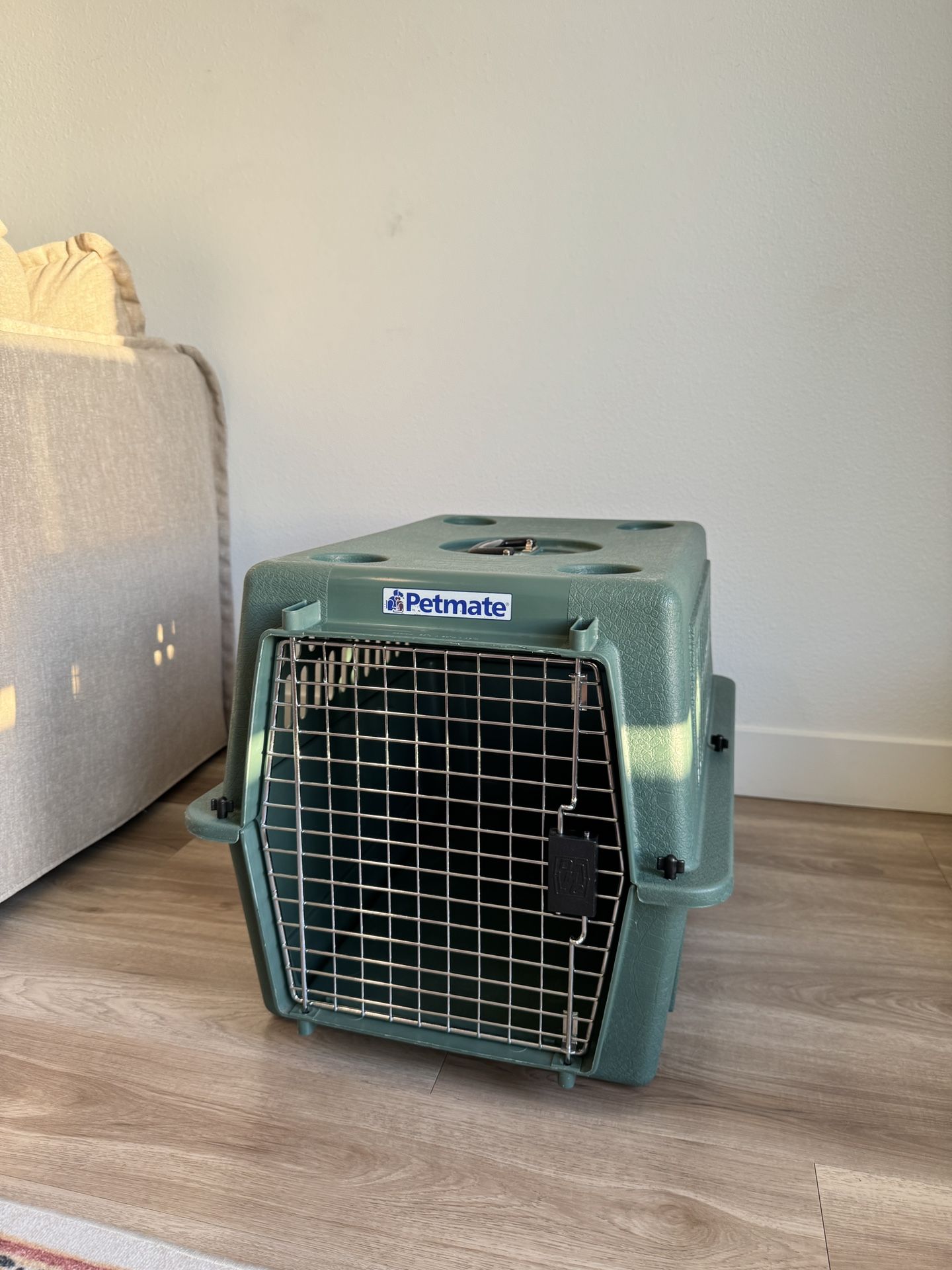 Dog & Cat Kennel